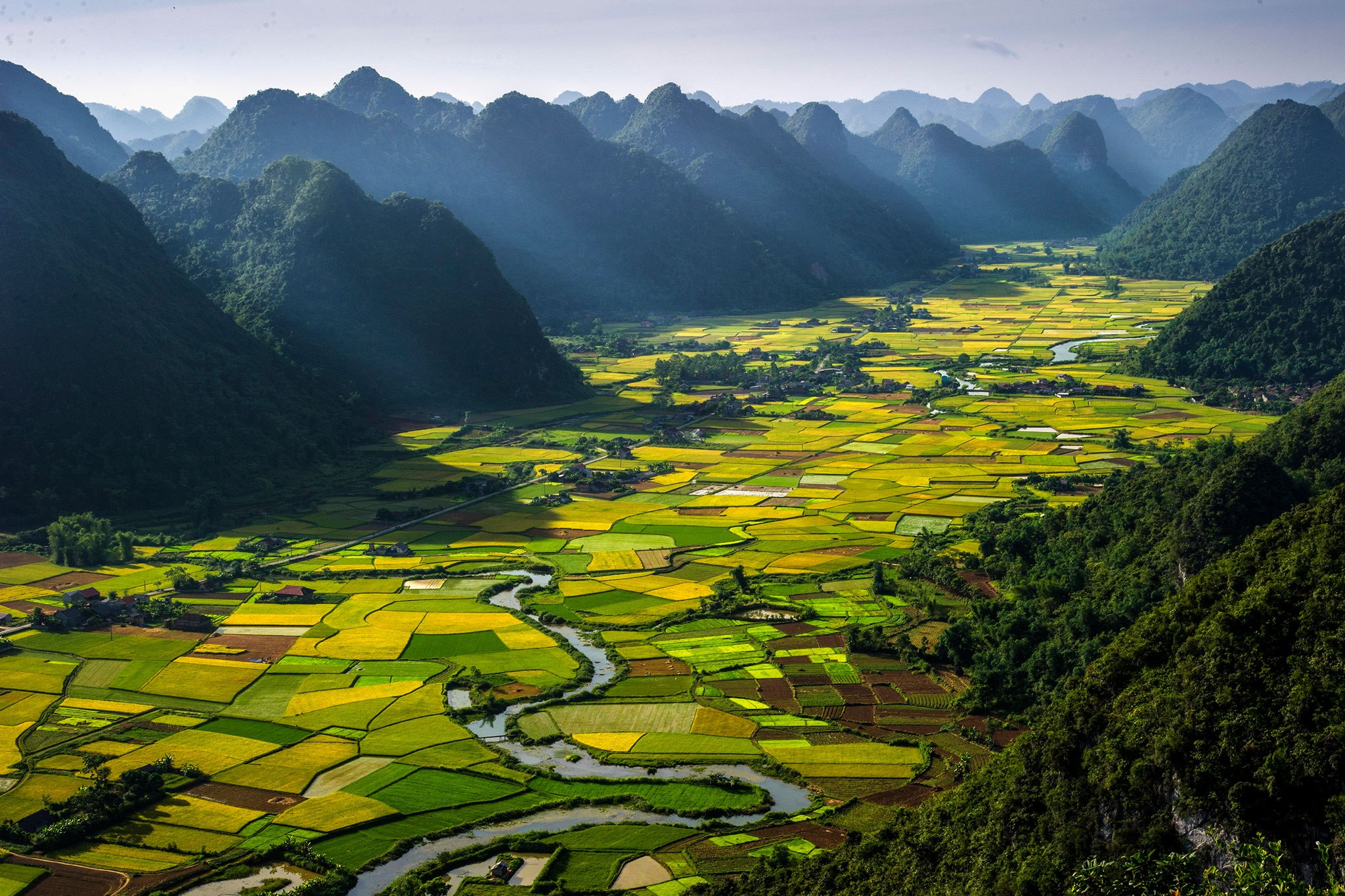 bacson-valley-vietnam.jpg