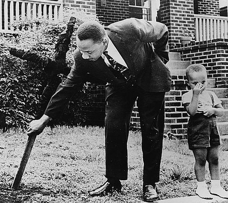 [Image: historical-photos-pt3-martin-luther-king.jpg]