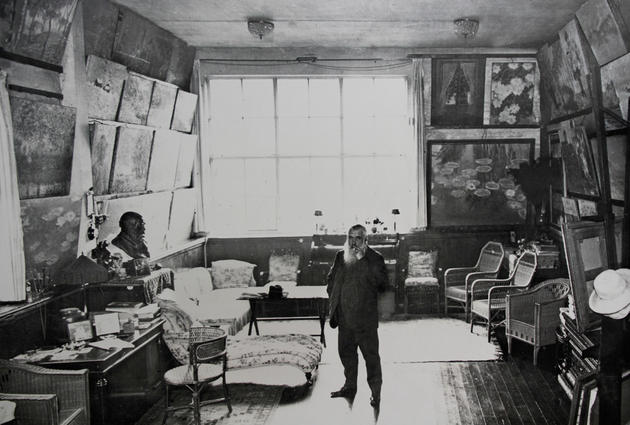 Claude Monet Private Study Room
