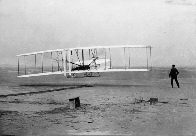 Wright Brothers first flight 1903 Dec 17