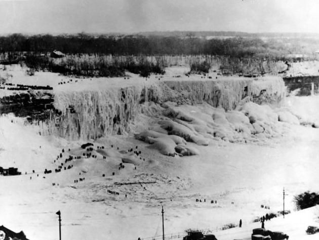 Niagara Falls freeze over