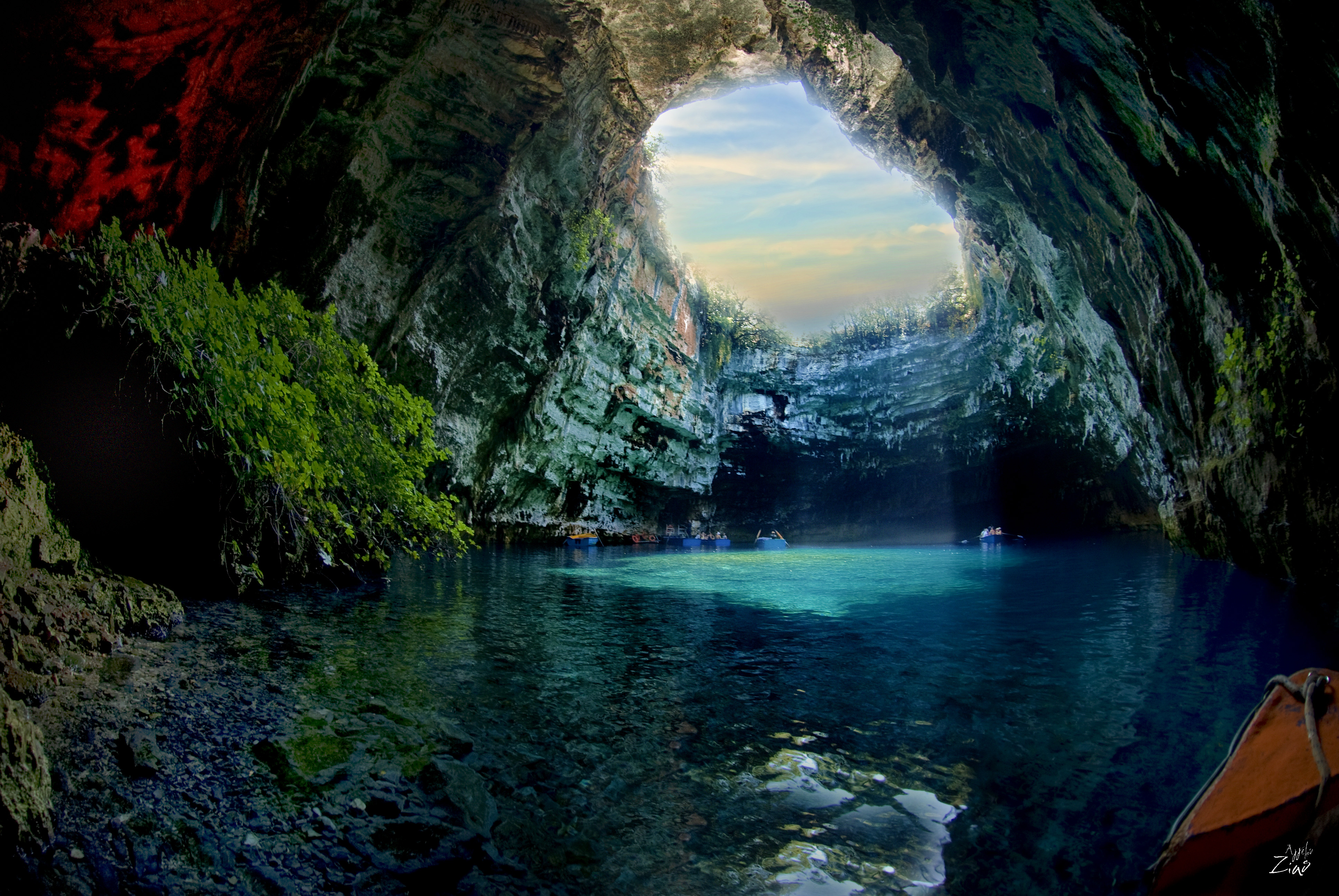 http://iliketowastemytime.com/sites/default/files/mellisani_cave_greece2.jpg