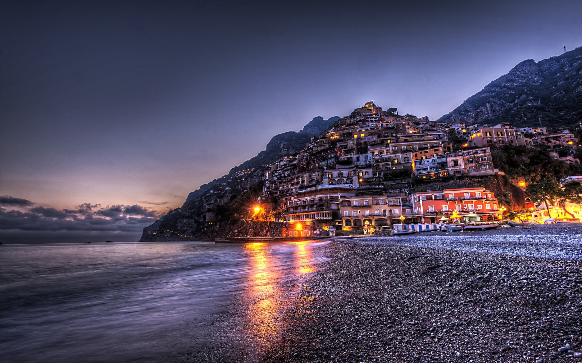 Daily Wallpaper: Beaches of Positano, Italy | I Like To Waste My Time