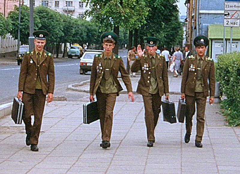 soviet-union-of-1989-colour-photos20.jpg